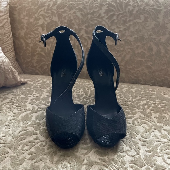 Michael Kors Glitter Heels - Picture 1 of 5